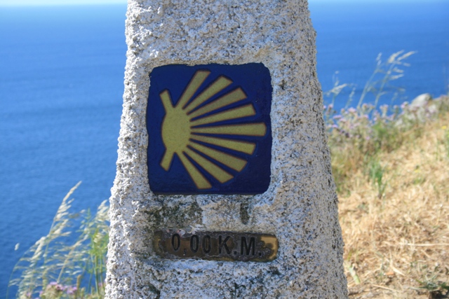 typowe, charakterystyczne oznakowanie poza miastem